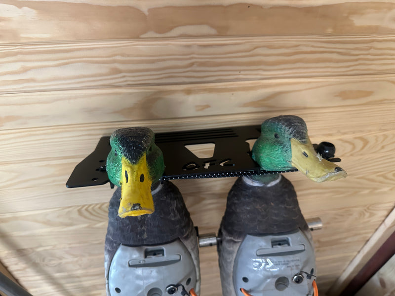 Load image into Gallery viewer, Double Spinning Wing Decoy Holder
